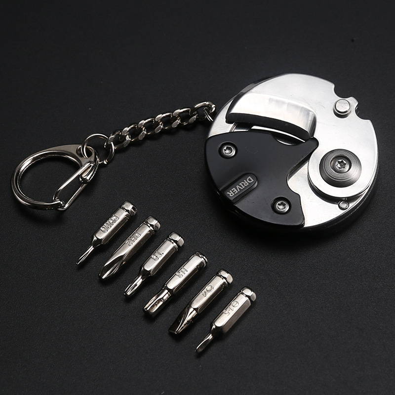 Portachiavi multifunzione con  - Edc Carry Knife recensione e prezzo